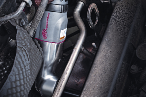 IR Winkelschlagschrauber 2025MAX Anwendung