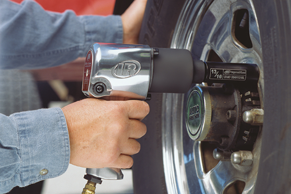 IR Druckluftschlagschrauber 231C Anwendung